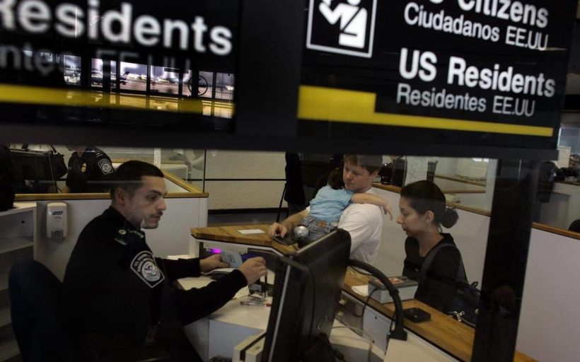 inmigracion-aeropuerto-miami-residentes